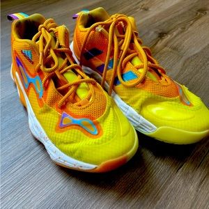 Women's Adidas Ace EXH-A Neon Light Strike Athletic Shoes. US shoe 8.5